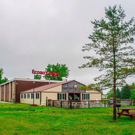Hotel Adirondack Efficiencies Watertown Esterno foto