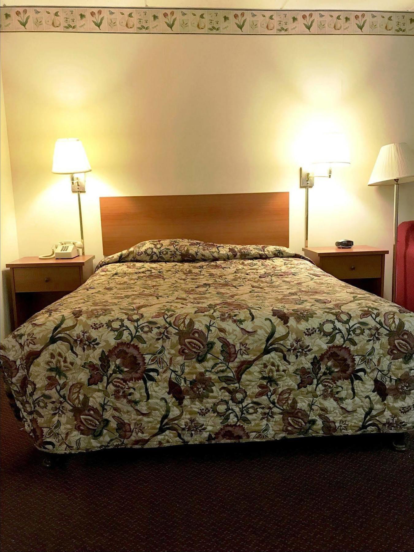 Hotel Adirondack Efficiencies Watertown Esterno foto