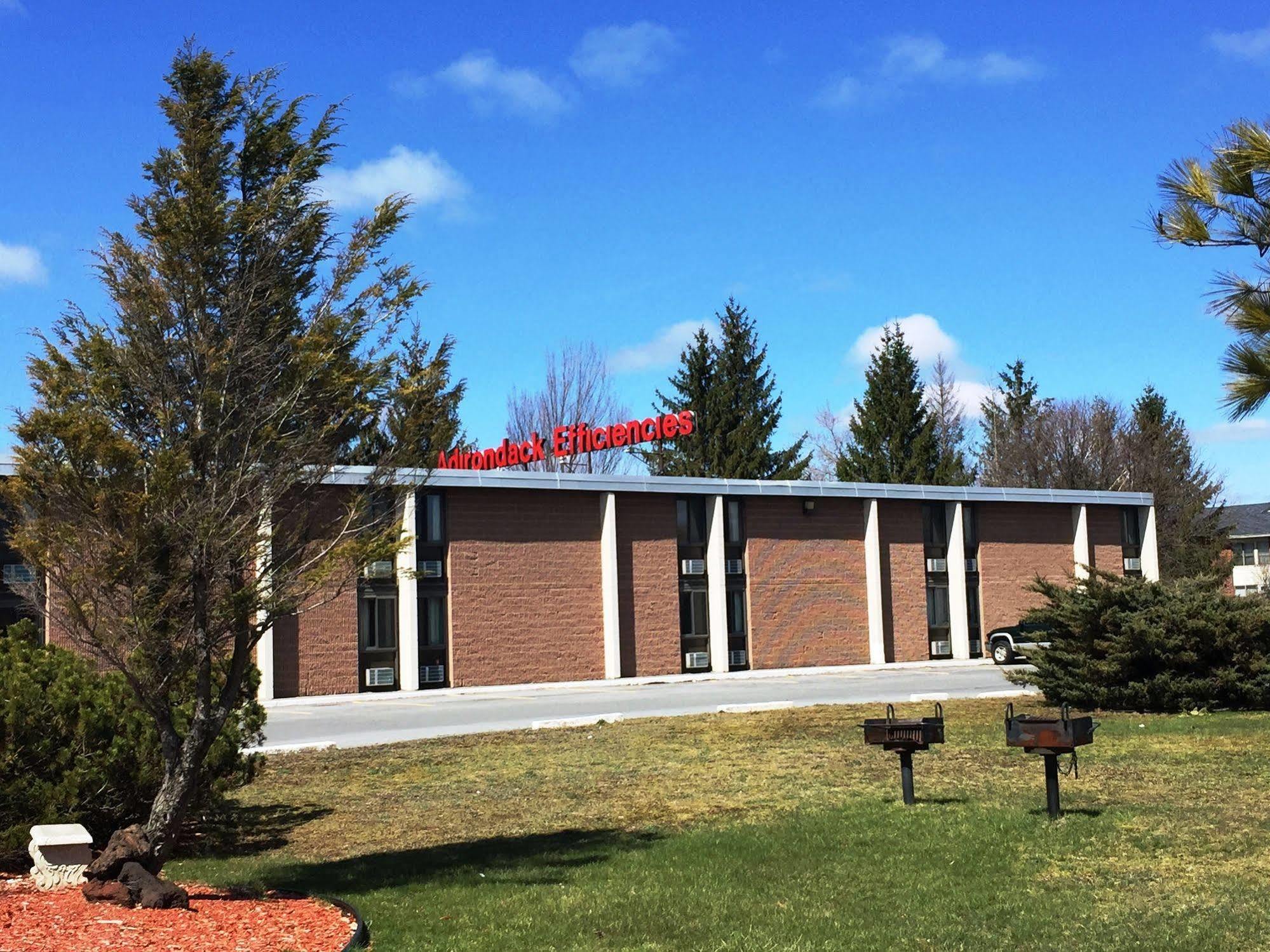Hotel Adirondack Efficiencies Watertown Esterno foto